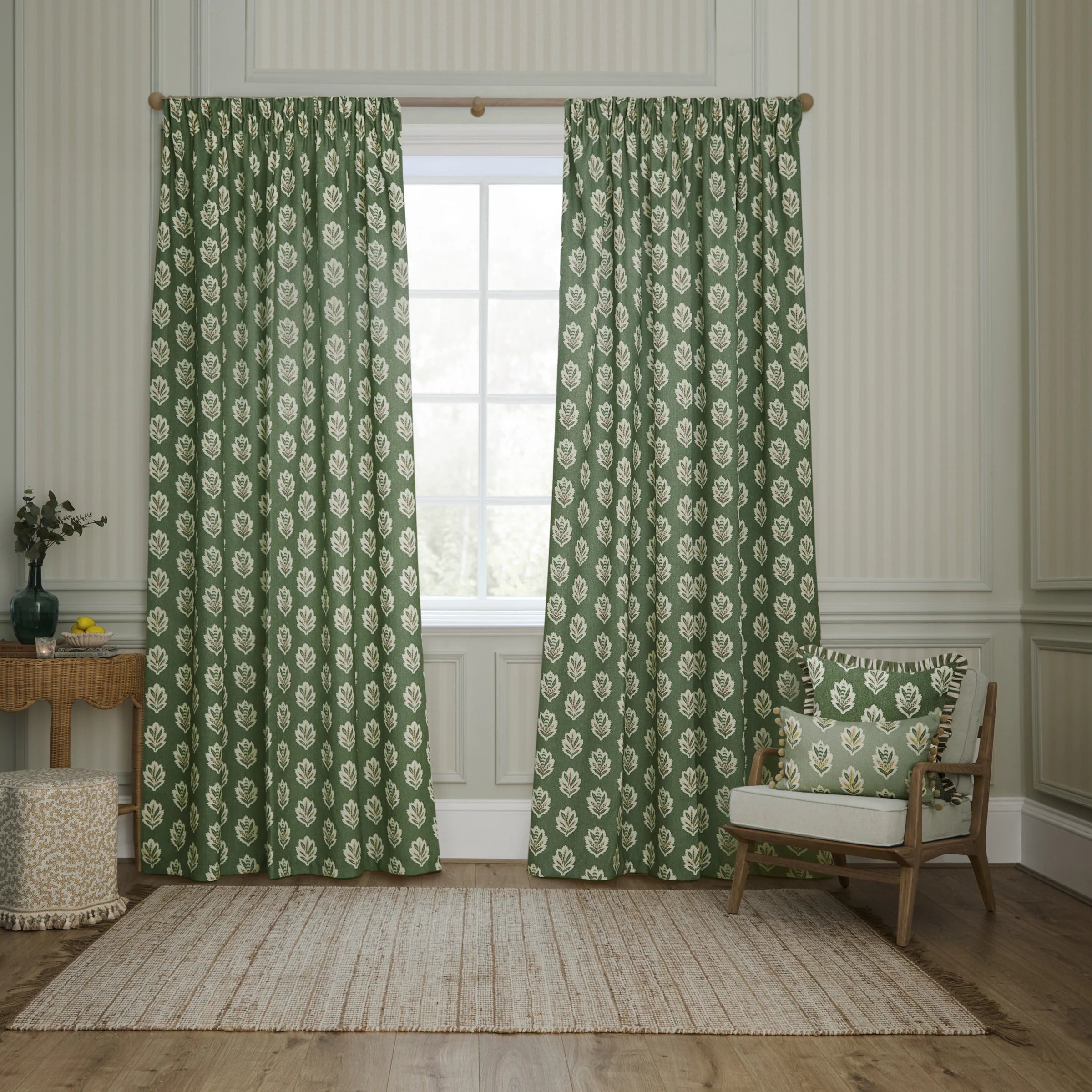 Sessile Leaf Motif Pencil Pleat Curtains - Leaf