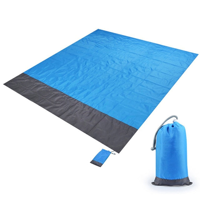 Lightweight picnic blanket top
