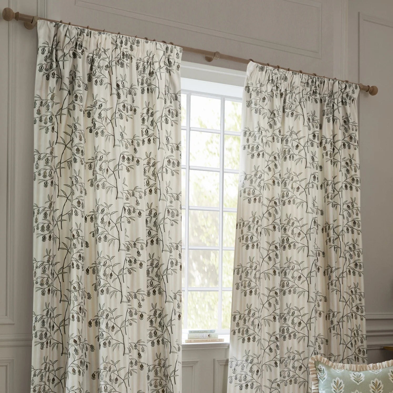 Chinese Lanterns Embroidered Pencil Pleat Curtains - Linen