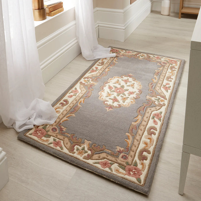 Vintage Motif - Grey Cushioned Wool Rug