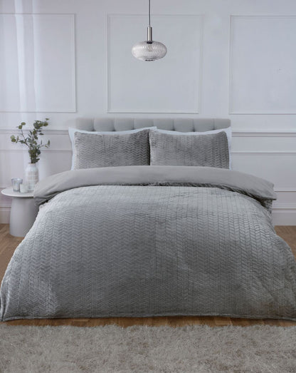Chevron Faux Fur Duvet Set