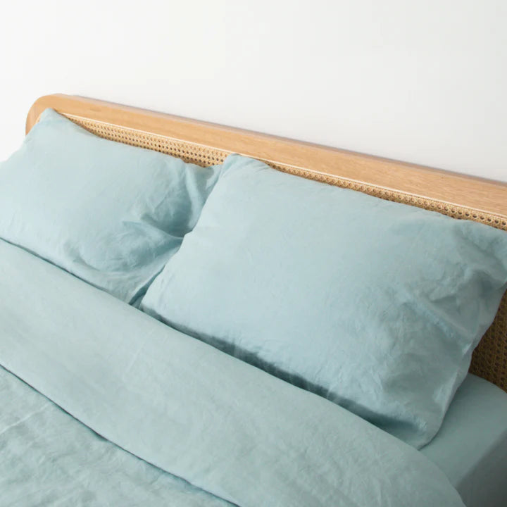 Light Blue Pair Of 100% Linen Pillowcases