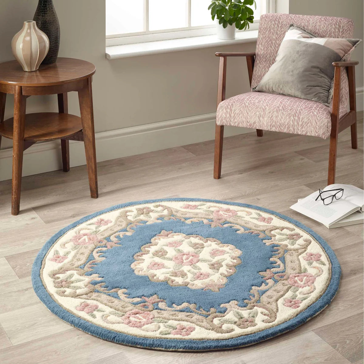 Vintage Motif - Blue Cushioned Wool Rug