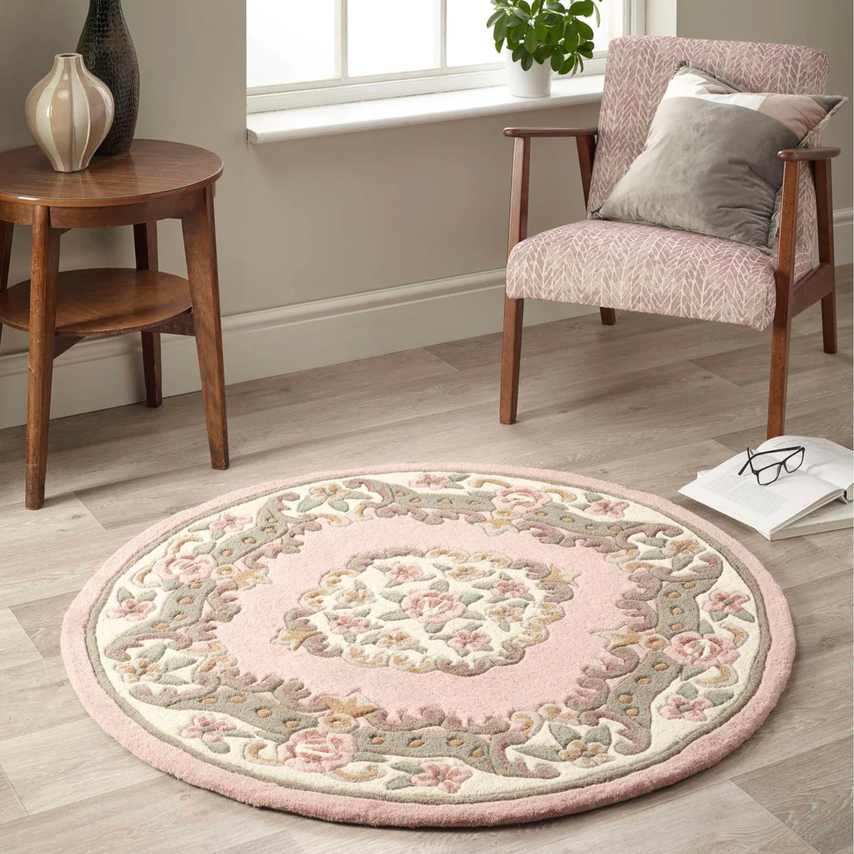 Vintage Motif - Pink Cushioned Wool Rug