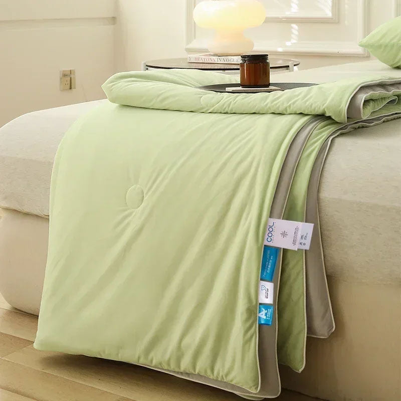 Luxury Breathable Cooling Blanket