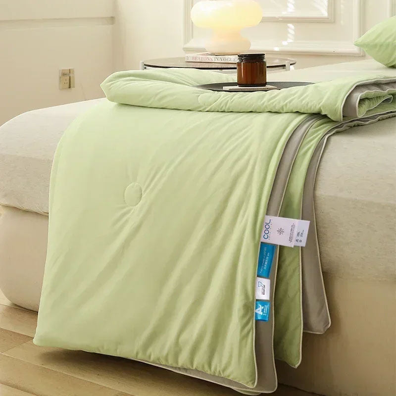 {CLEARANCE SALE} Luxury Breathable Cooling Blanket - Green - 150x200cm