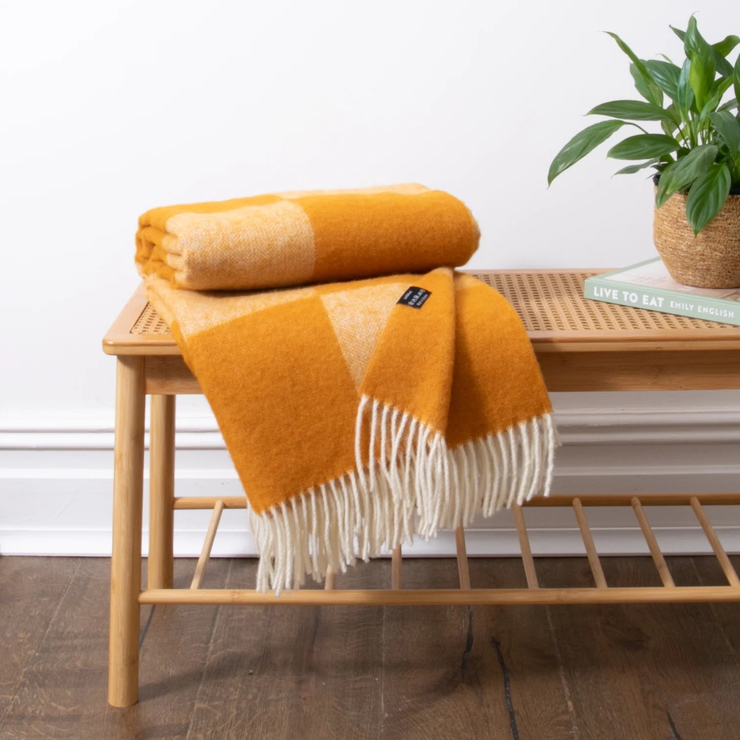 Coperta in lana fine a scacchi arancione