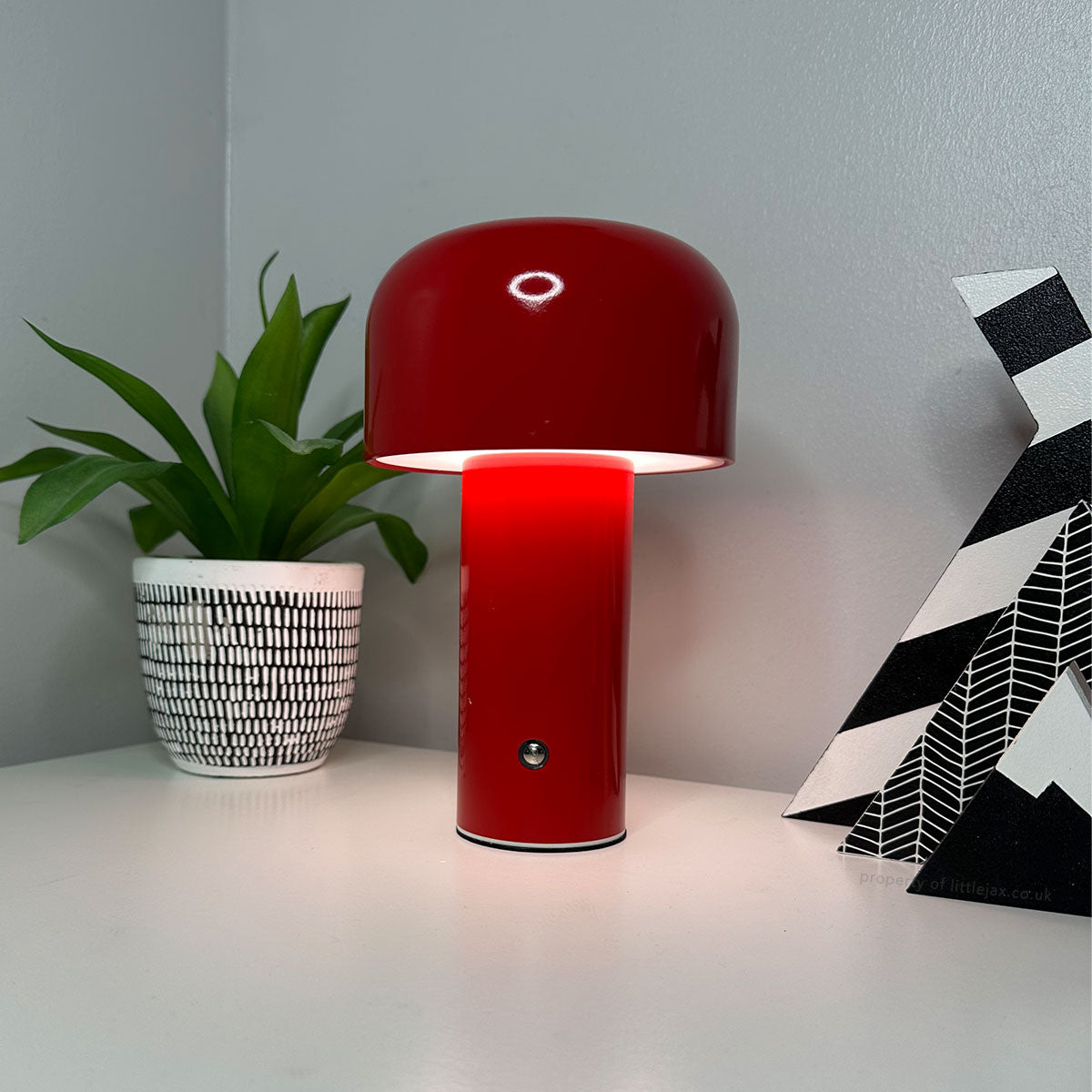 Chic Modern Cordless Mushroom Lamp