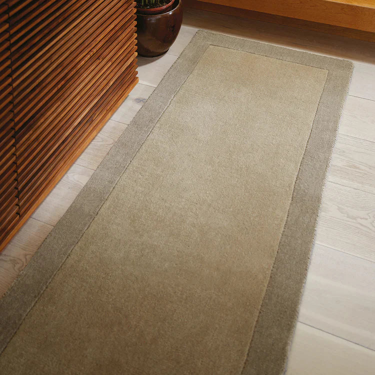 Tappeto Origins Borders 100% pura lana color tortora